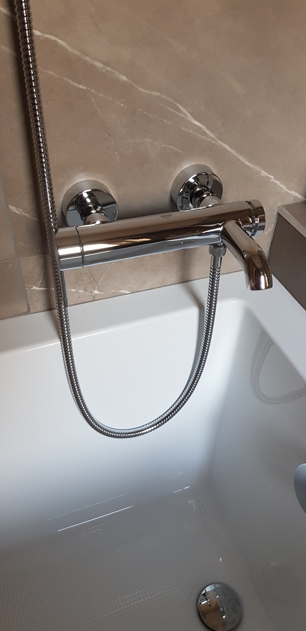 Grohe Essence 33624001 miscelatore vasca-doccia cromo esterno