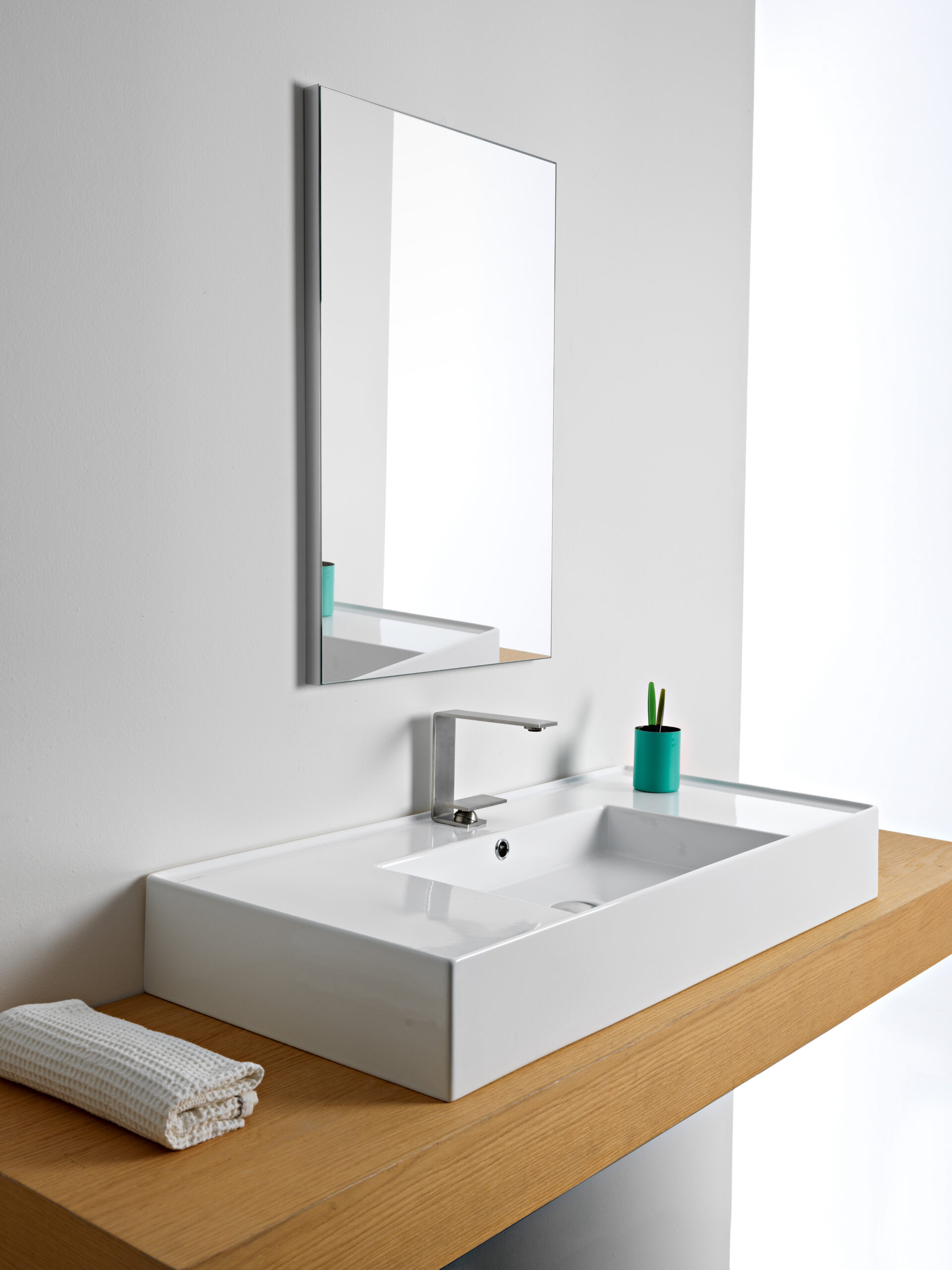 Scarabeo Teorema 2.0 100 lavabo ceramica Double Shelf