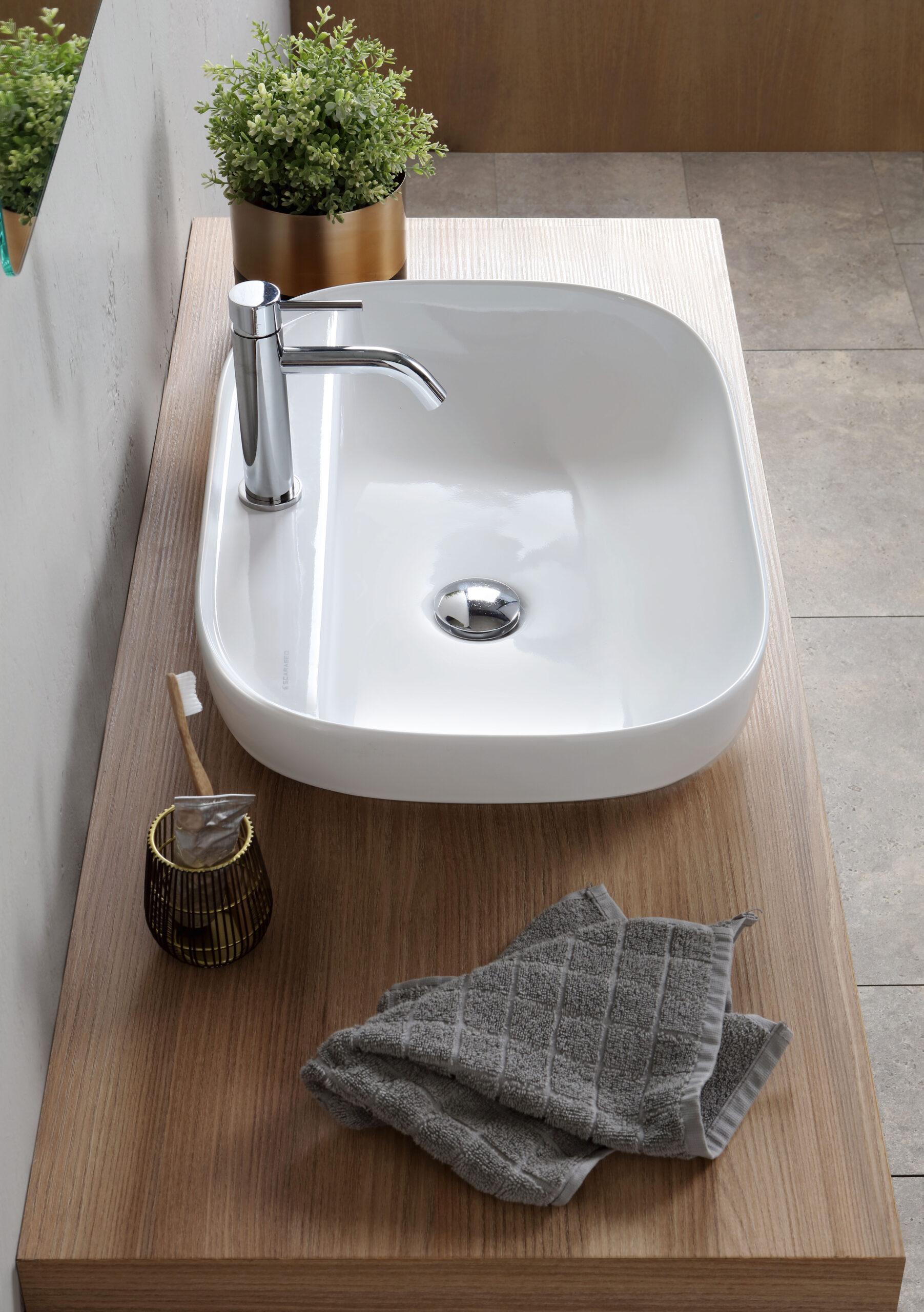 Scarabeo Glam 56/AR lavabo appoggio bianco 56x39