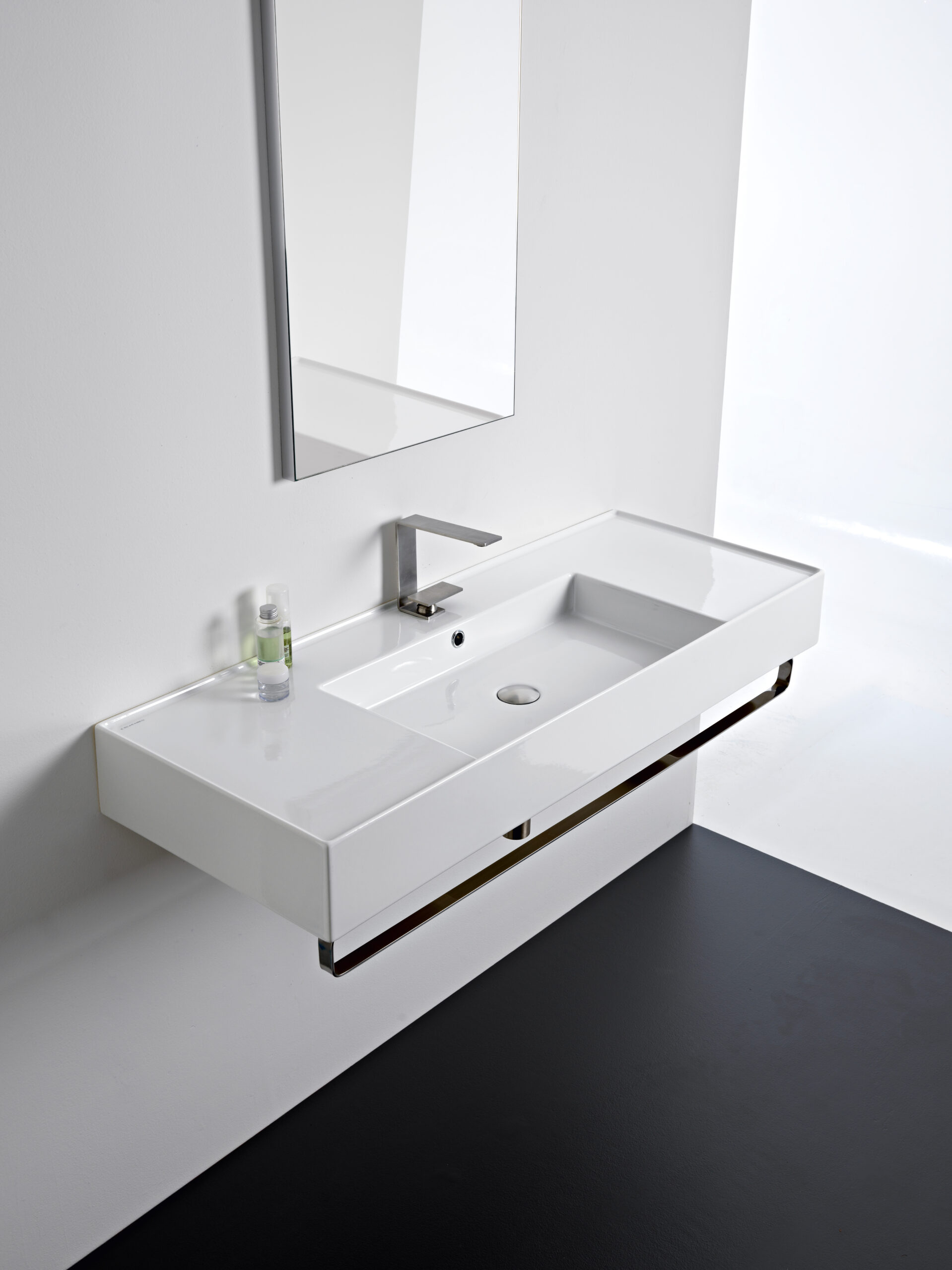 Scarabeo Teorema 2.0 120 Double Shelf lavabo 121x46