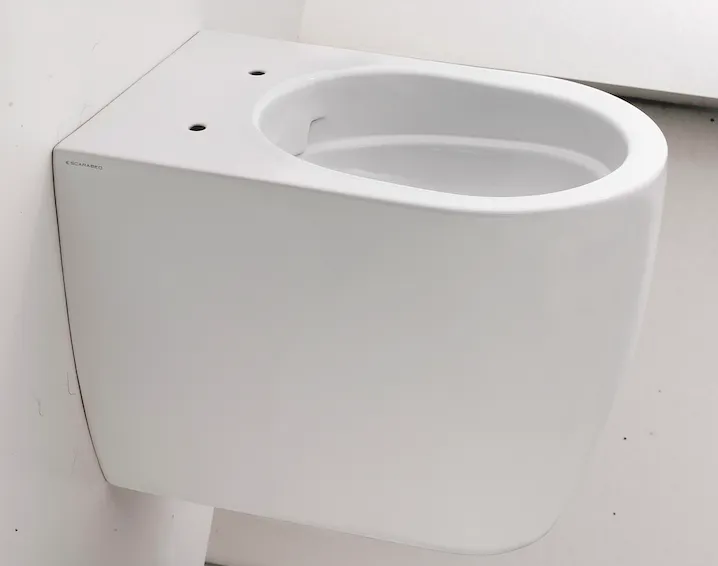 Scarabeo Moon Clean Flush vaso a terra scarico parete bianco