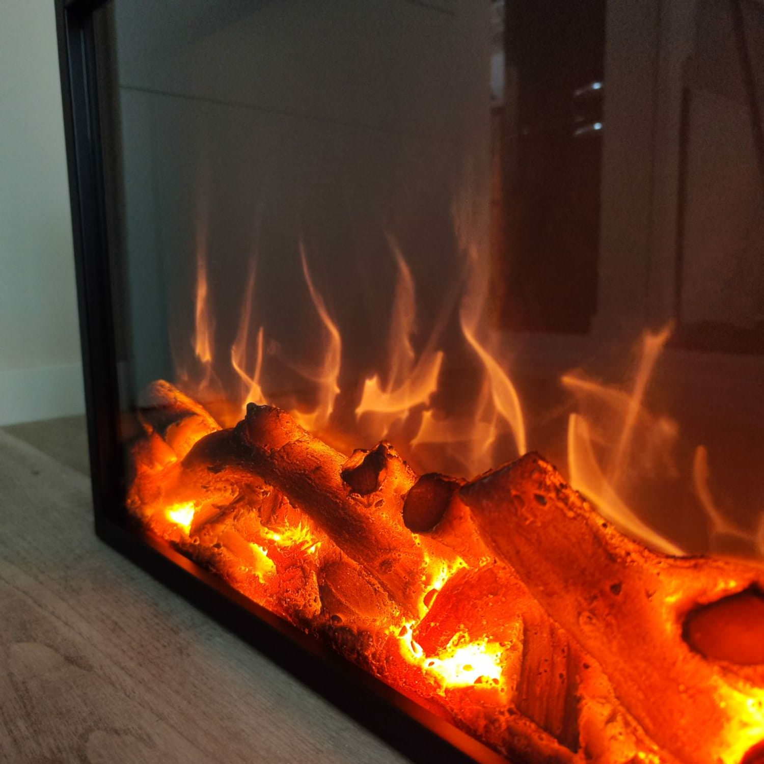 Sined Vulcano Caminetto Elettrico 1500W nero vetro LED