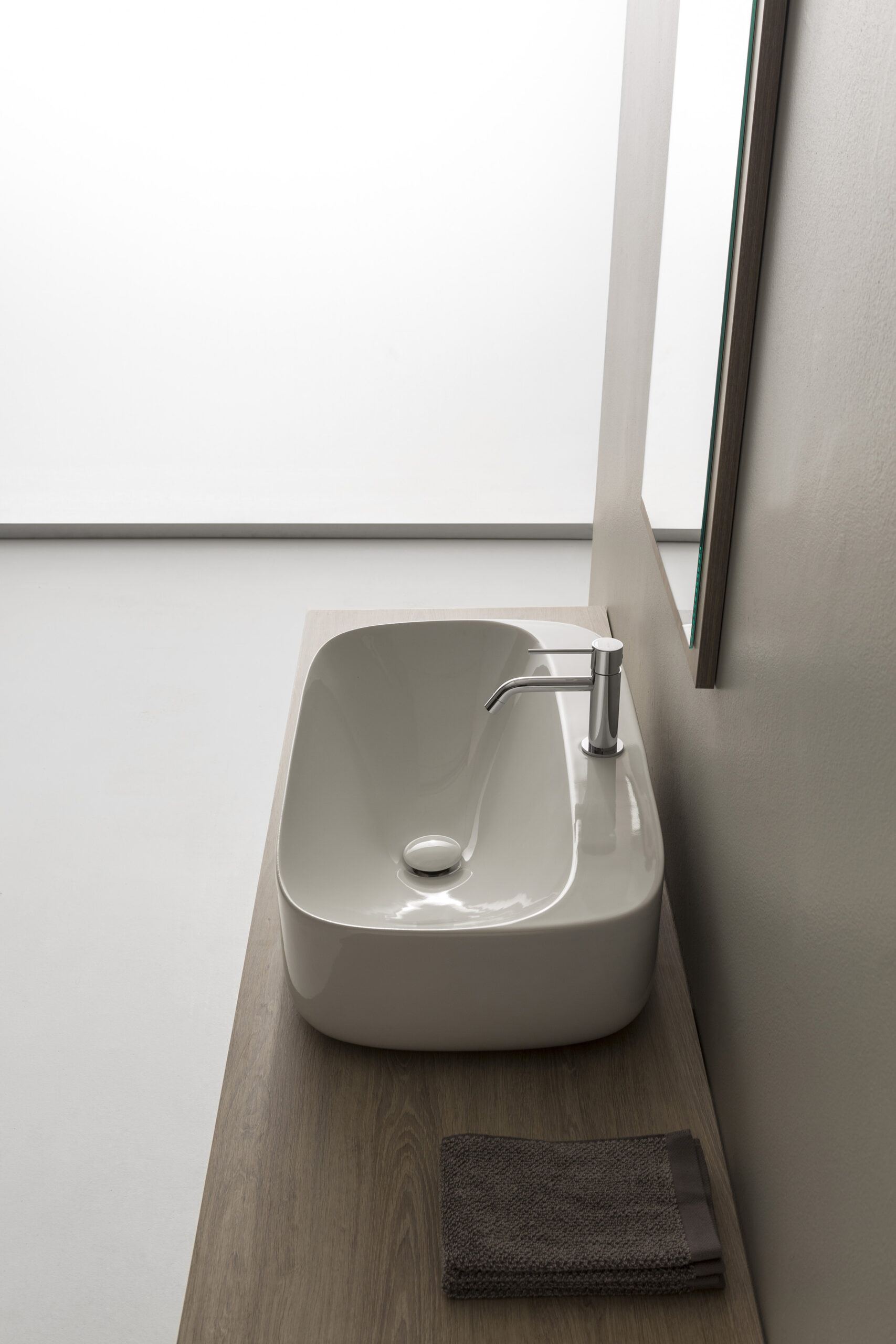 Scarabeo Moon 70R H18 lavabo tondo 70 cm