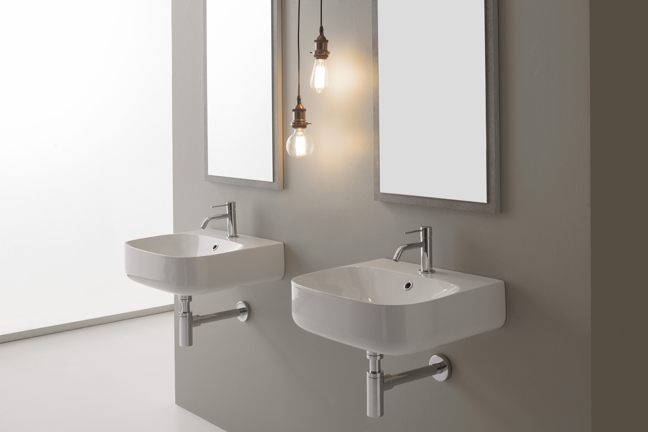 Scarabeo Moon 50R H15 lavabo appoggio 50x45 cm tondo